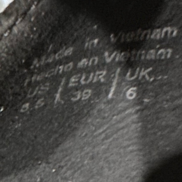 Women’s Shoes ALDO Suede Leather Open Toe Heel Sandals Black Ankle Strap Heels - Picture 7 of 7